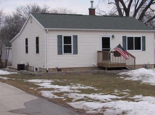 126 Stewart Ave, Waterloo, IA 50701