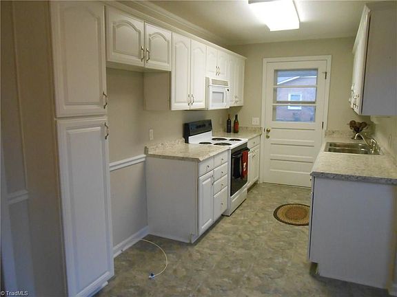5th image of 97 Musket Dr