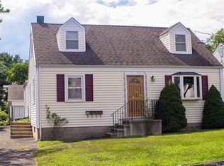 39 Claremont St, Stamford, CT 06902