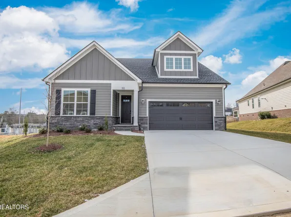 195 Trillium Trl, Lenoir City, TN 37771