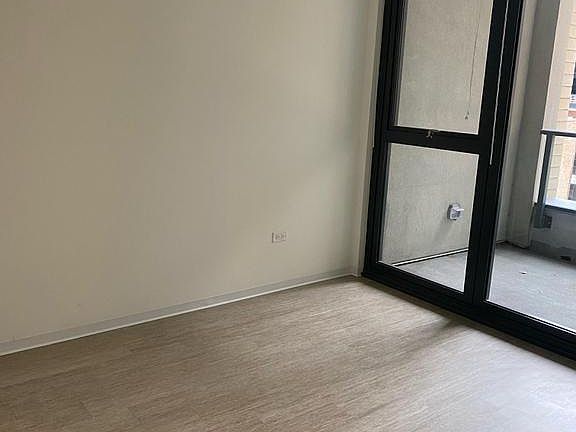 4th image of 205 W Superior St Unit 1708
