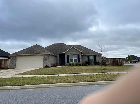 5942 W Mecklin St, Fayetteville, AR