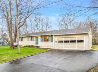 109 N Grand Ave, Leland, MI 49654