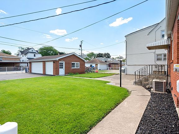 5th image of 1319 N 19th Ave