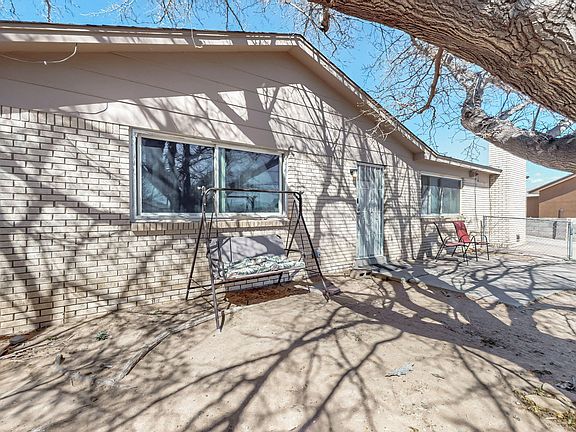 4th image of 513 Nuves Ct NW