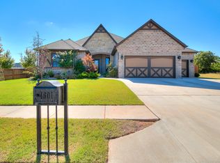 4601 Deerfield Dr, Edmond, OK 73034