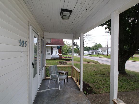 5th image of 525 W Housman St