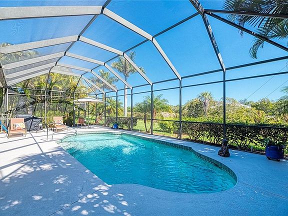 5th image of 13416 Golf Pointe Dr