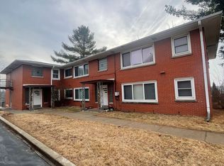 N87W16564 Appleton Ave APT 4, Menomonee Falls, WI 53051