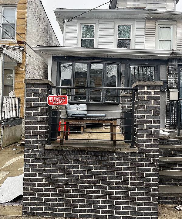 1st image of 1240 E 34th St