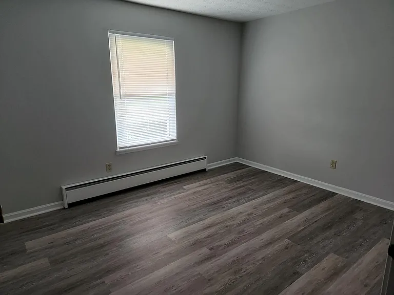 82 S Harrison St #B — Photo 7