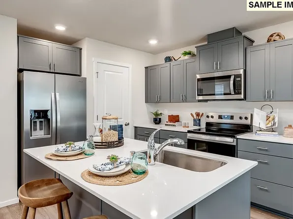 11033 SE 194th Pl, Camas, WA 98607