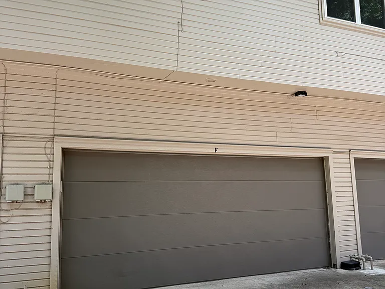 Attached 2-Car Garage (1 spot per tenant)