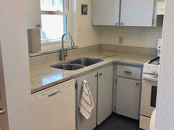 5th image of 5623 80th St N Unit 303