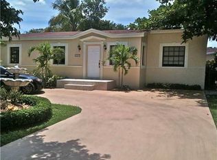 6000 SW 20th St, Miami, FL 33155