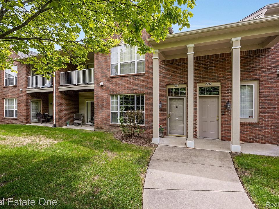 1st image of 4104 Chesapeake Cir