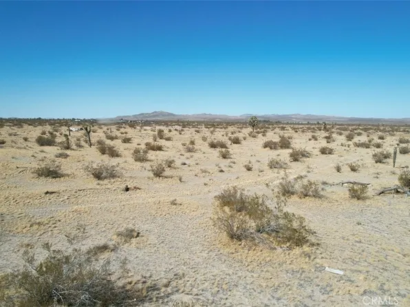 53 La Habra Ave, Adelanto, CA 92301