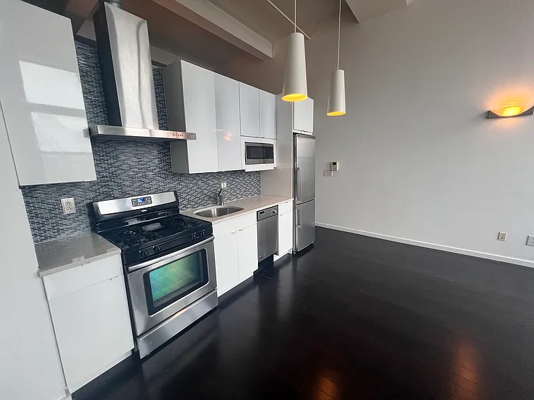 726-28 Market St #601 — Photo 4