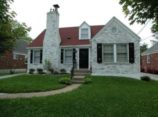 312 Fairlawn Rd, Saint Matthews, KY 40207