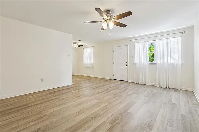 3 bed, 2.0 bath, 1200 sqft, $1,800 — Photo 3