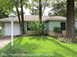 10128 Homestead Rd, Houston, TX 77016