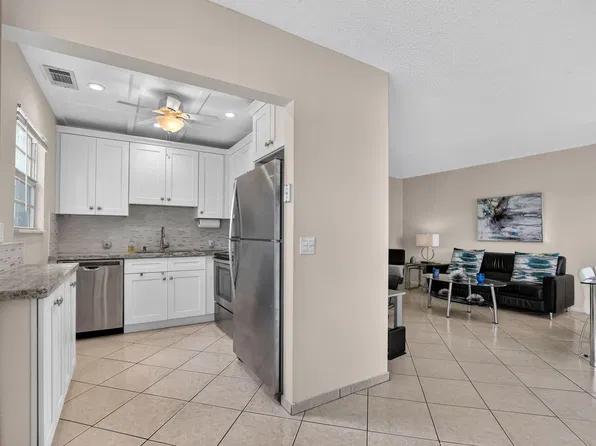 281 FANSHAW G, Boca Raton, FL 33434