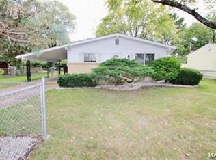 8 Redbud Ln, Rolla, MO 65401