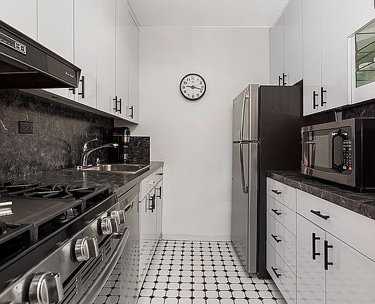 5th image of 400 E 56th St APT 34S
