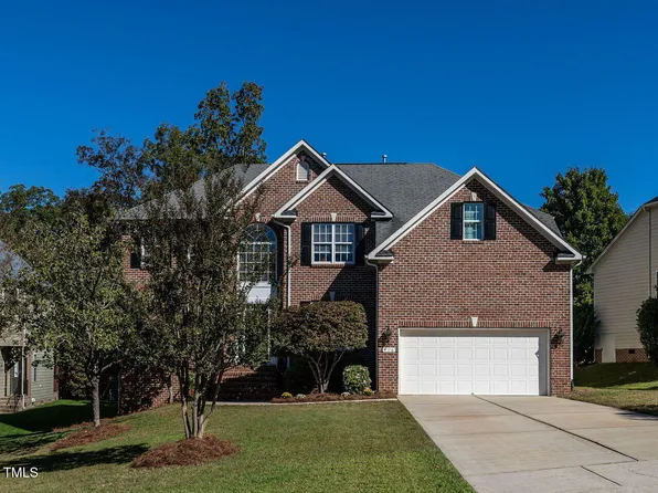 416 Rensford Pl, Cary, NC 27513