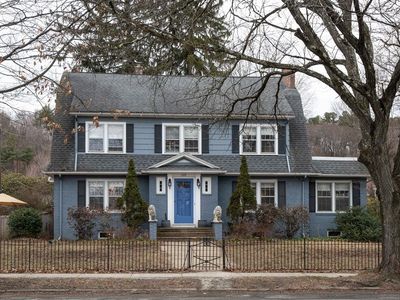 1319 Northampton St, Holyoke, MA, 01040