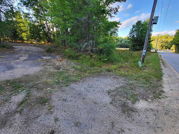 4th image of 3735 Faust Lake Rd N