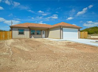 121 E McAnelly Ln, Lometa, TX 76853