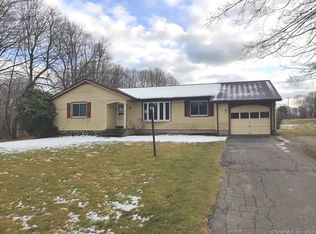 55 Dickinson Rd, Haddam, CT 06438