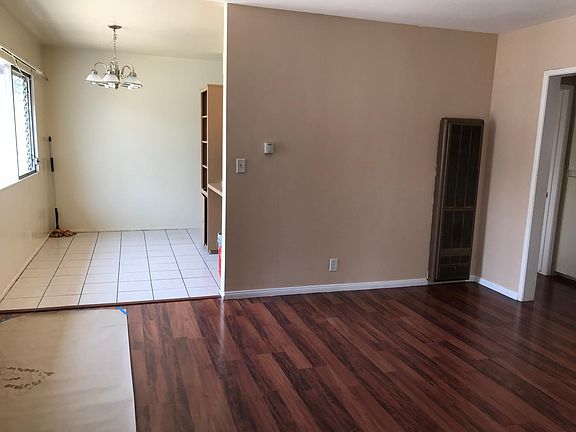3rd image of 12228 Grevillea Ave APT F