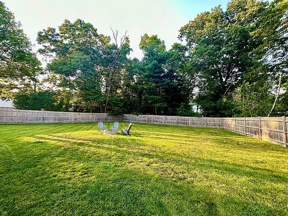 2nd image of 84 Winfisky Dr