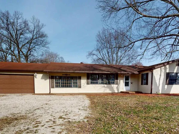 4120 N Prides Creek Dr, Petersburg, IN 47567