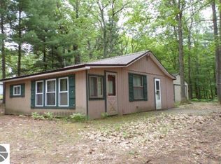 7531 John R Ct #R, Lake, MI 48632