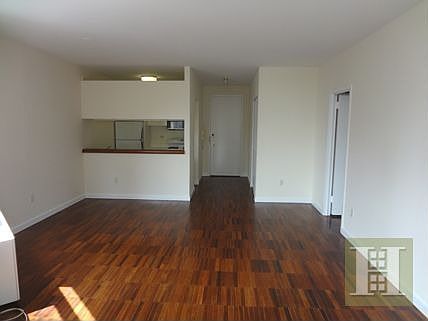 4th image of 188 E 64th St APT 1603