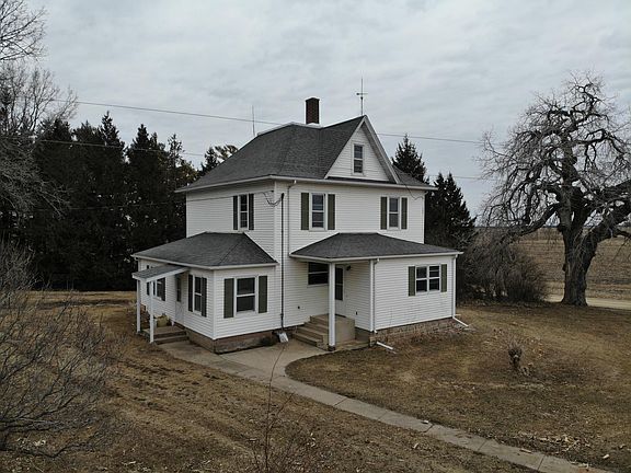 2nd image of 40881 10th Ave