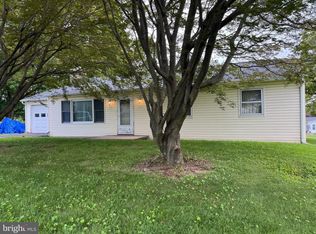 15341 Orchard Ave, Blue Ridge Summit, PA 17214