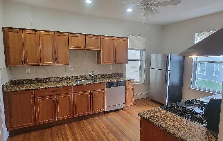 414 Centre St #2 — Photo 3