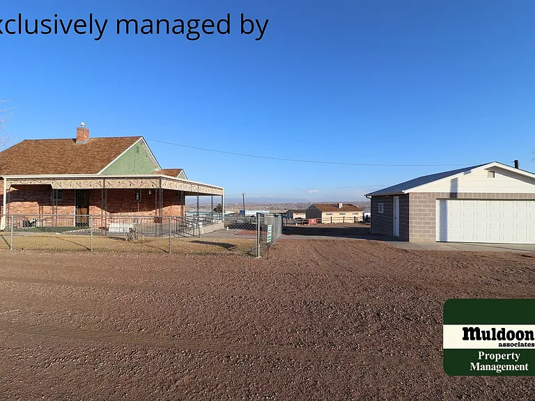 2055 Zinc Dr — Photo 10