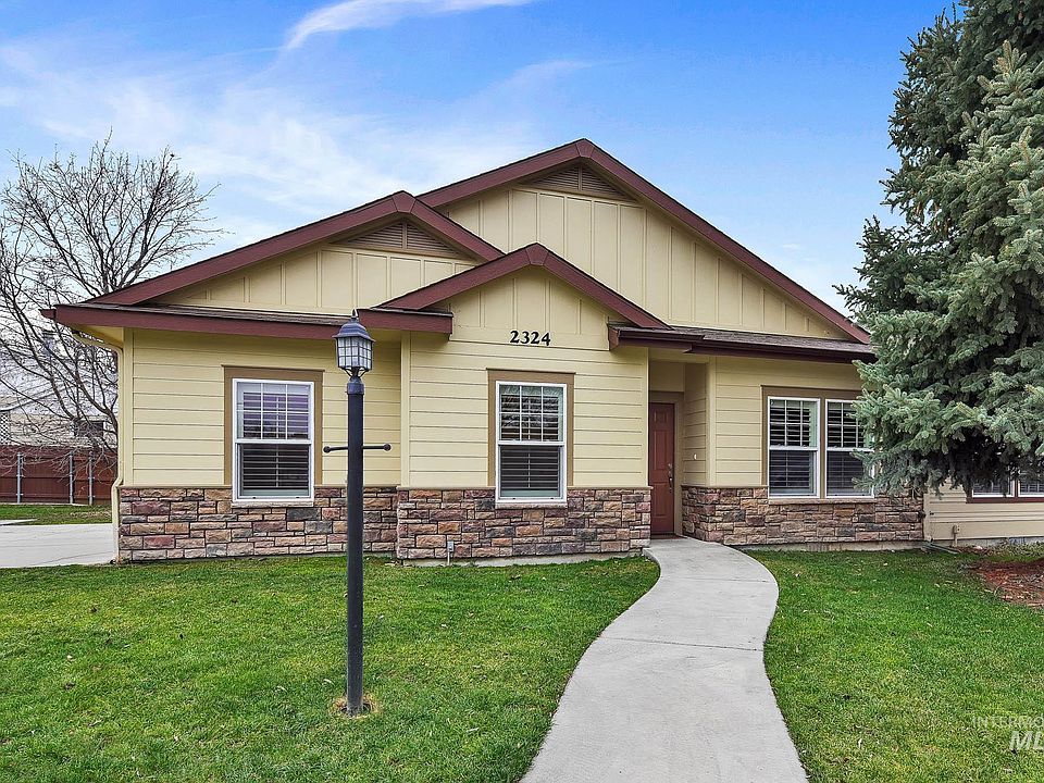 1st image of 2324 Wood Springs Pl