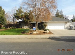1181 Jasmine Ave, Clovis, CA 93611