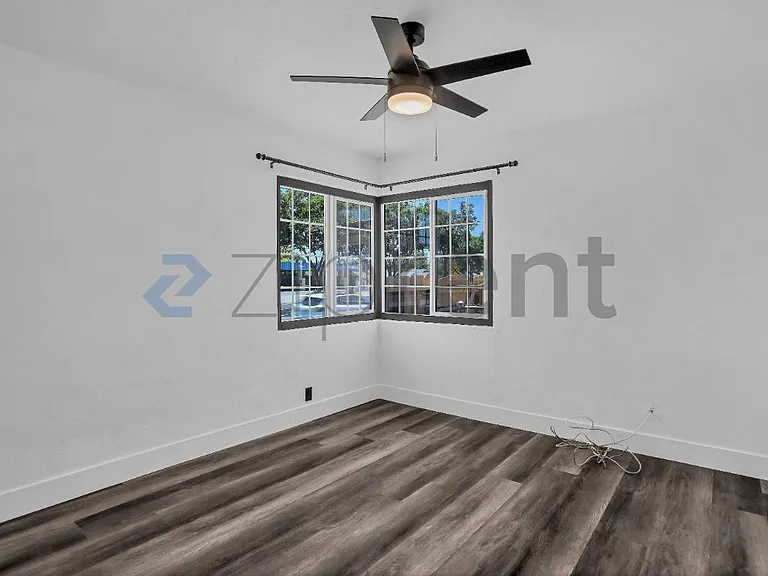 807 E Shields Ave #807 — Photo 19