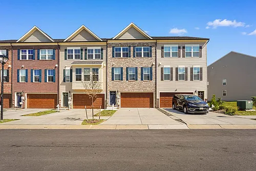 16418 Caribbean Way Photo 1