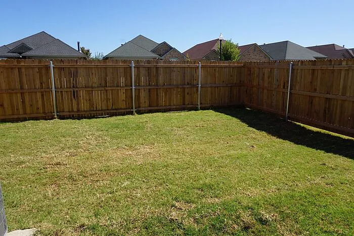 11222 Burnham Ave — Photo 25