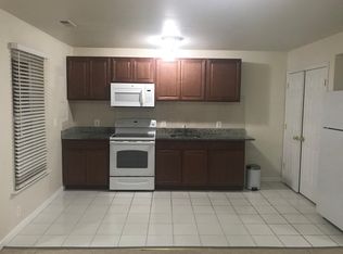 2541 Oak Tree Ln, Woodbridge, VA 22191