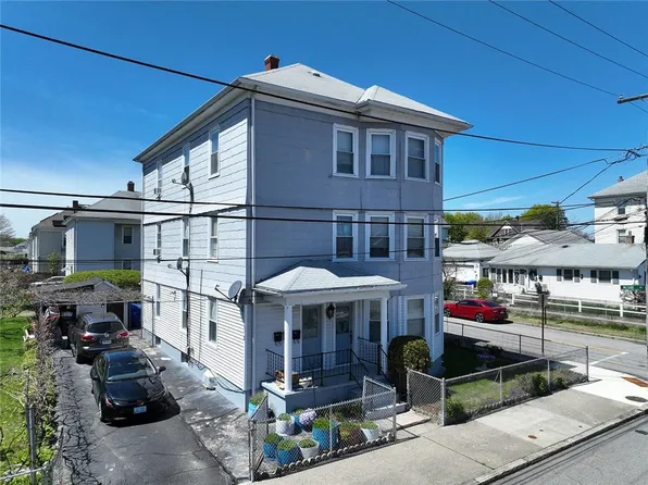 104 Bates St, Pawtucket, RI 02861