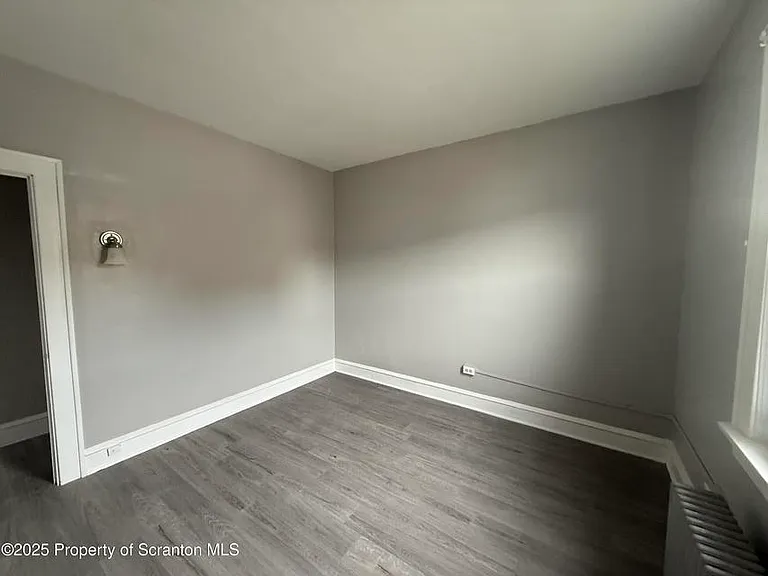 394 Tripp St #1 — Photo 5